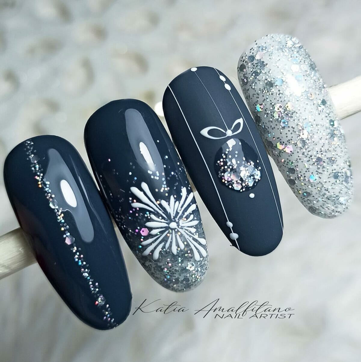 Unghie Capodanno 2021 la femme glitter
