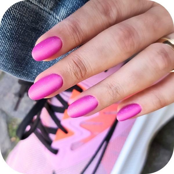 manicure sfumata rosa, fucsia e viola