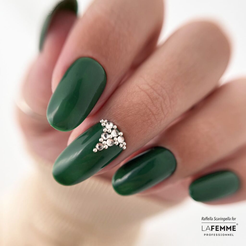 unghie natalizie semplici verde