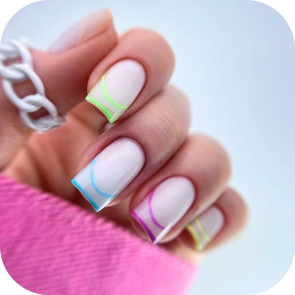 Geometric French Nails 