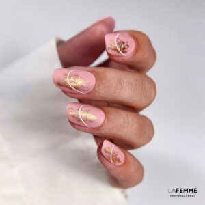 Nail Art con Foglia Oro