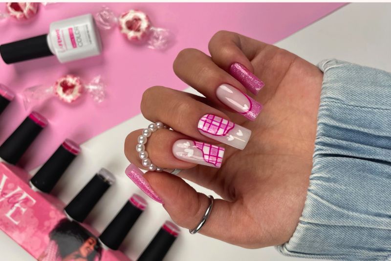 Tutorial Unghie San Valentino Rosa