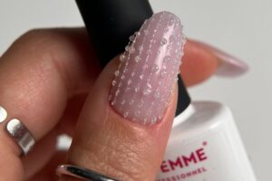 Nail Art Gocce di Top Coat e Filo
