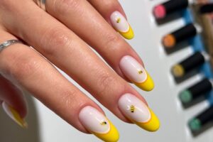Unghie Primavera La Femme - Nail Art Ape