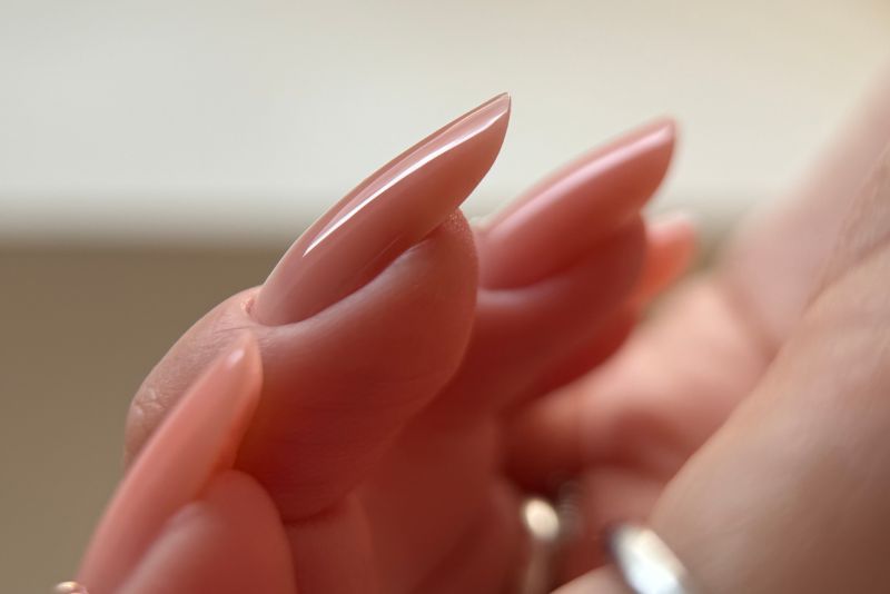 Ricostruzione Unghie con Gel in Bottiglia e Dual Form