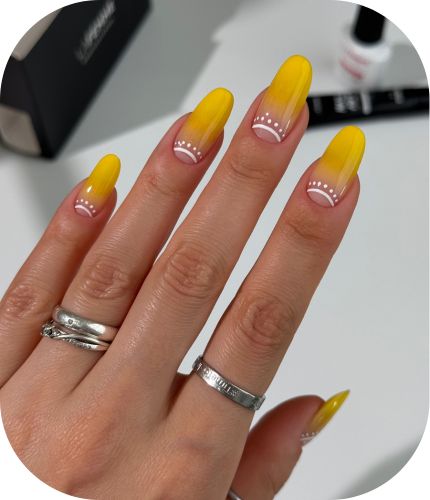 Unghie gel estive giallo sole